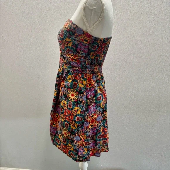 Band Of Gypsies Women’s Medium Kaleidoscope Floral Strapless Mini-Dress Pockets - Picture 2 of 12